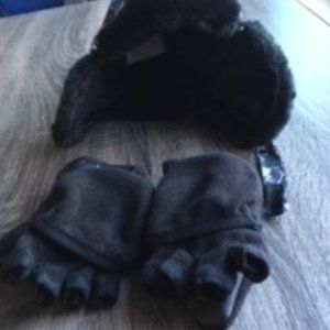 toddler hat and gloves/mittens